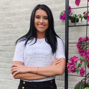 Meet your Posher, Abigail